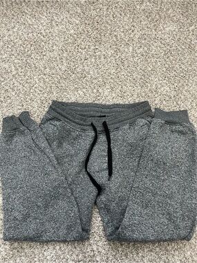 South Pole Mens Gray Heather Joggers with Black Drawstring